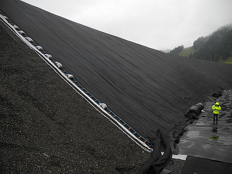 Enhancing Heap Leaching Safety Efficient slope design: HUESKER geosynthetic solutions for greater safety in heap leaching applications