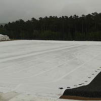 Effective base sealing: geogrids and clay liners in use