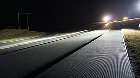 Laying HaTelit XP at night shows flexibility of installation times