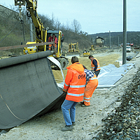 Laying geotextiles: Efficient application of HUESKER geosynthetics