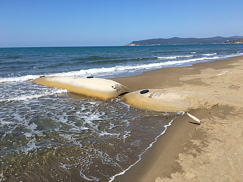 SoilTain Tubes as breakwaters and well integrated into the landscape