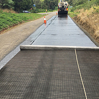 SamiGrid installation on existing pavement using C170 bitumen tack coat